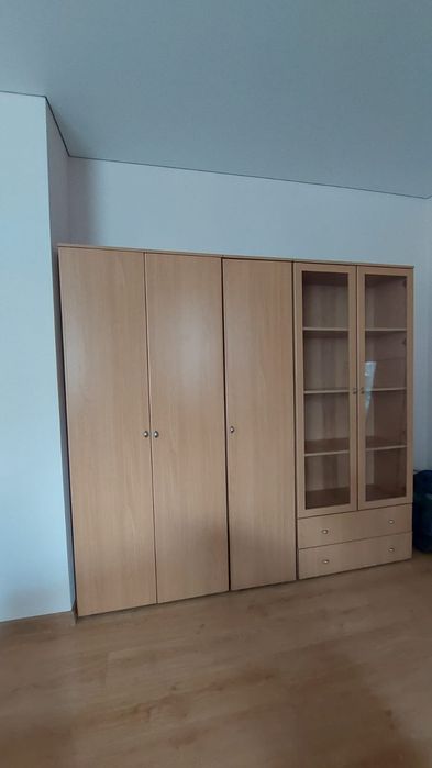 Продам шкаф из 3-х секций