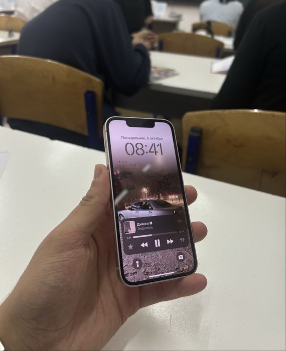 Продам iphone 13 mini