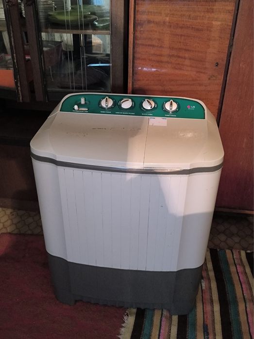 Продам стиральную машину