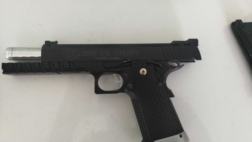 Airsoft пистолет  Colt 2009 Rail Concept CO2 GBB
