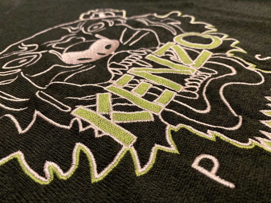 ОРИГИНАЛЕН KENZO, пуловер с бродиран тигър, FC55PU6993XA, размер: L