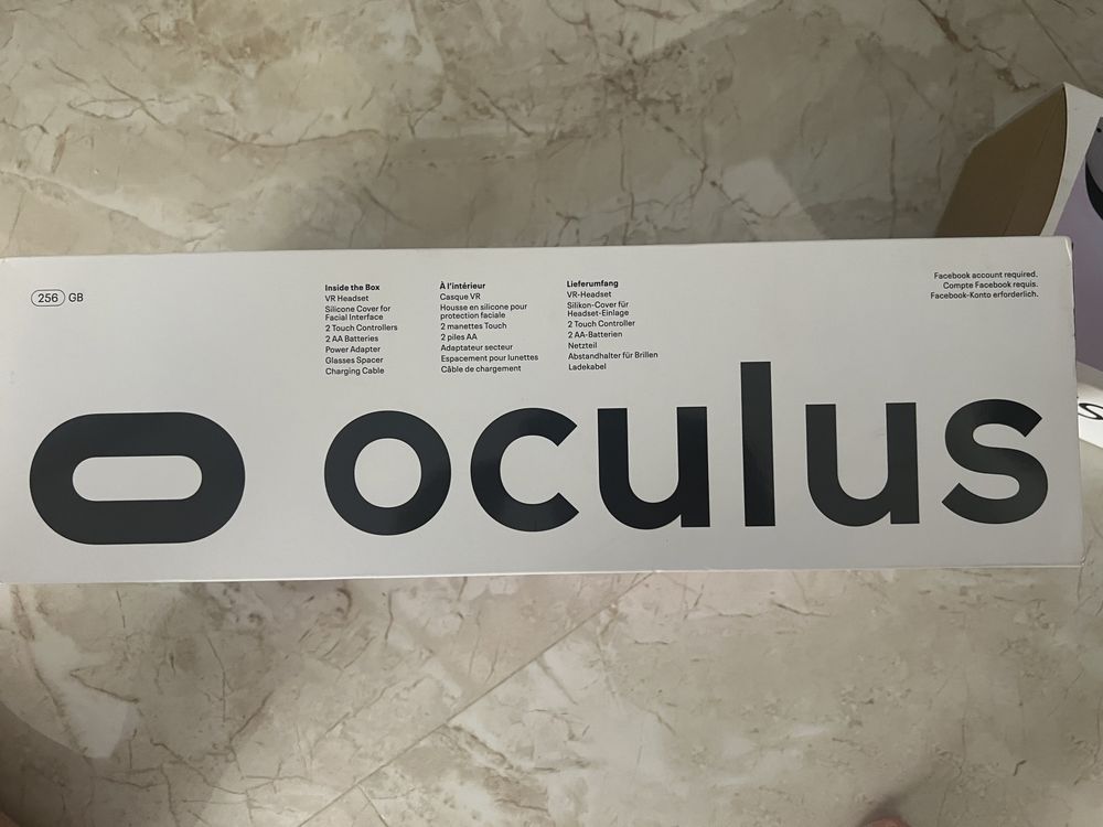 Oculus Quest 2 …………………..
