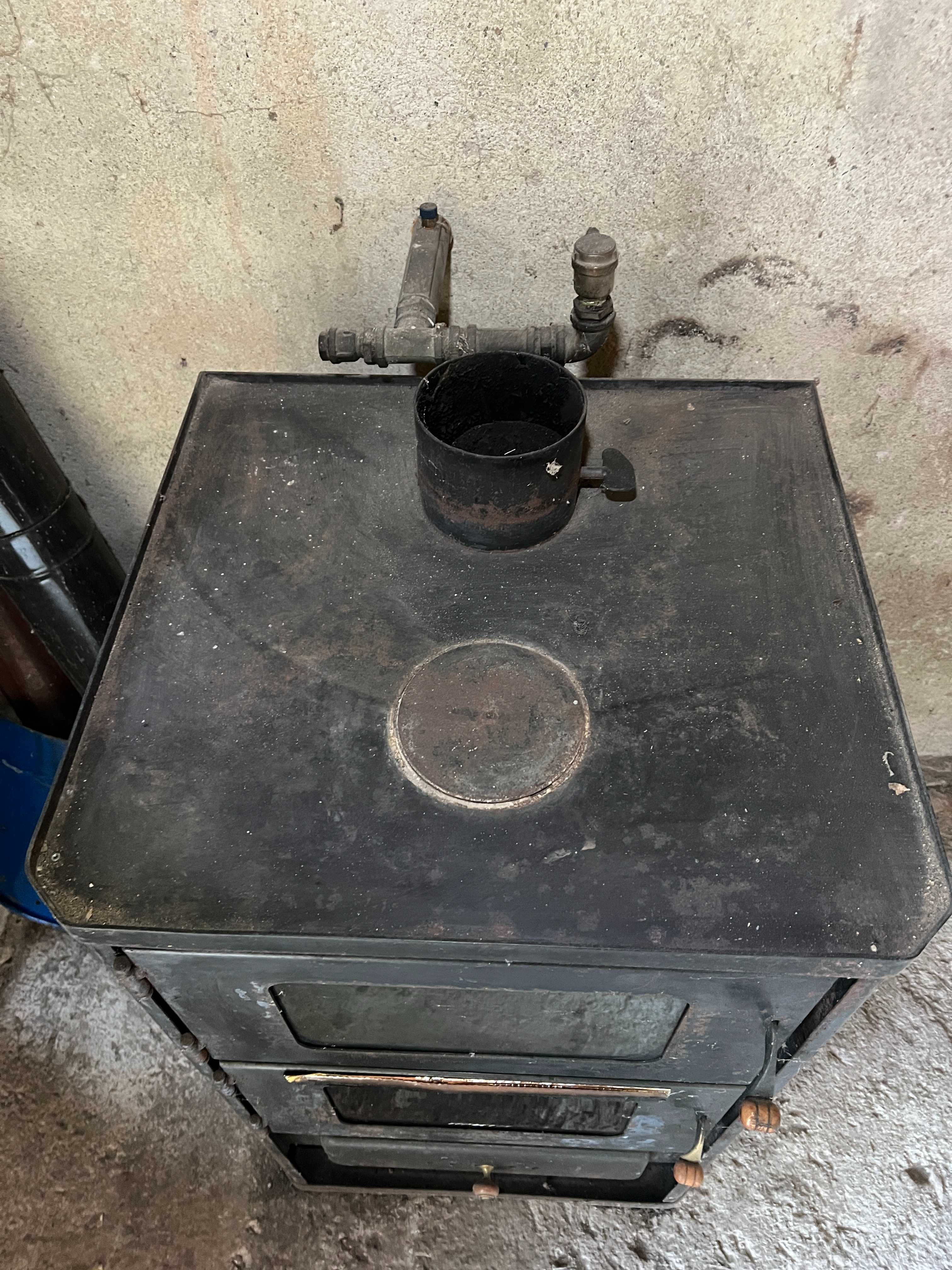 Продавам печка с водна риза