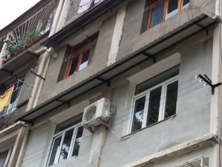 *качественные козырьки навесы