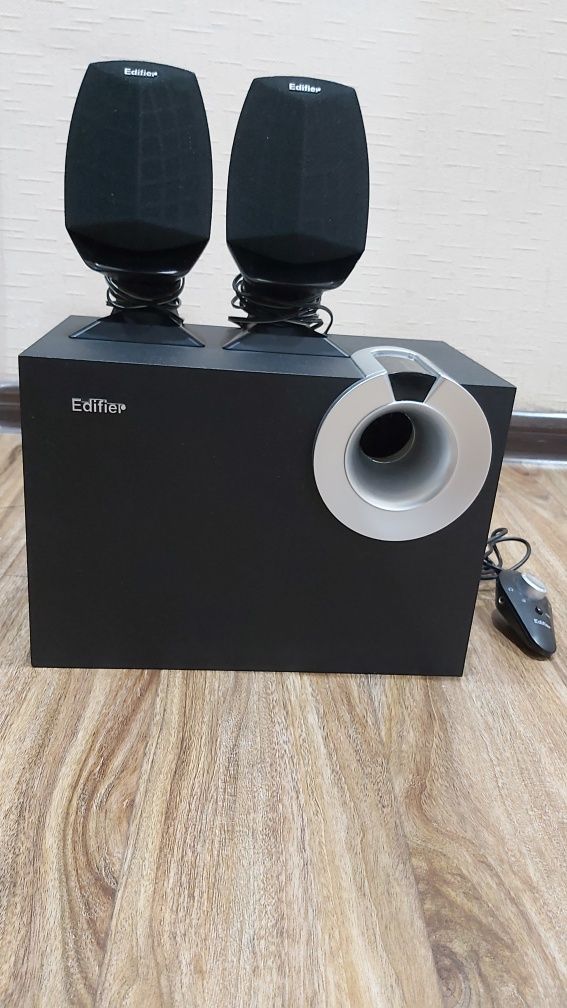 Edifier sabufer kolonka m1335f sotiladi. Сабвуфер колонки с радио