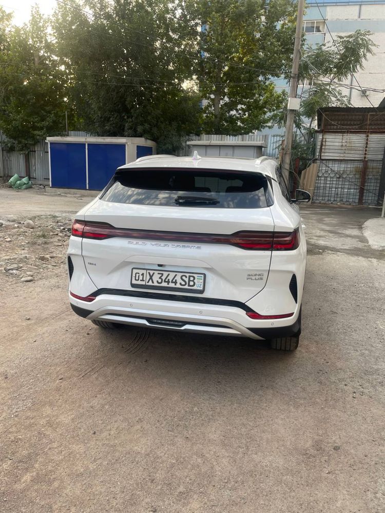 BYD Song Plus — идеальное состояние! Срочно!