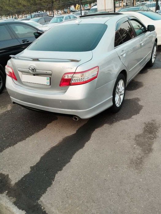 Продаётся Toyota Camry 40