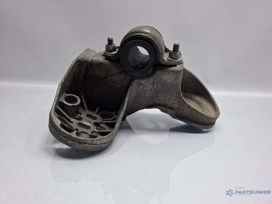 Suport bara stabilizatoare fata stanga SKODA SUPERB 3U4 2001 - 2008 TDI AVF, AWX 8E0199351