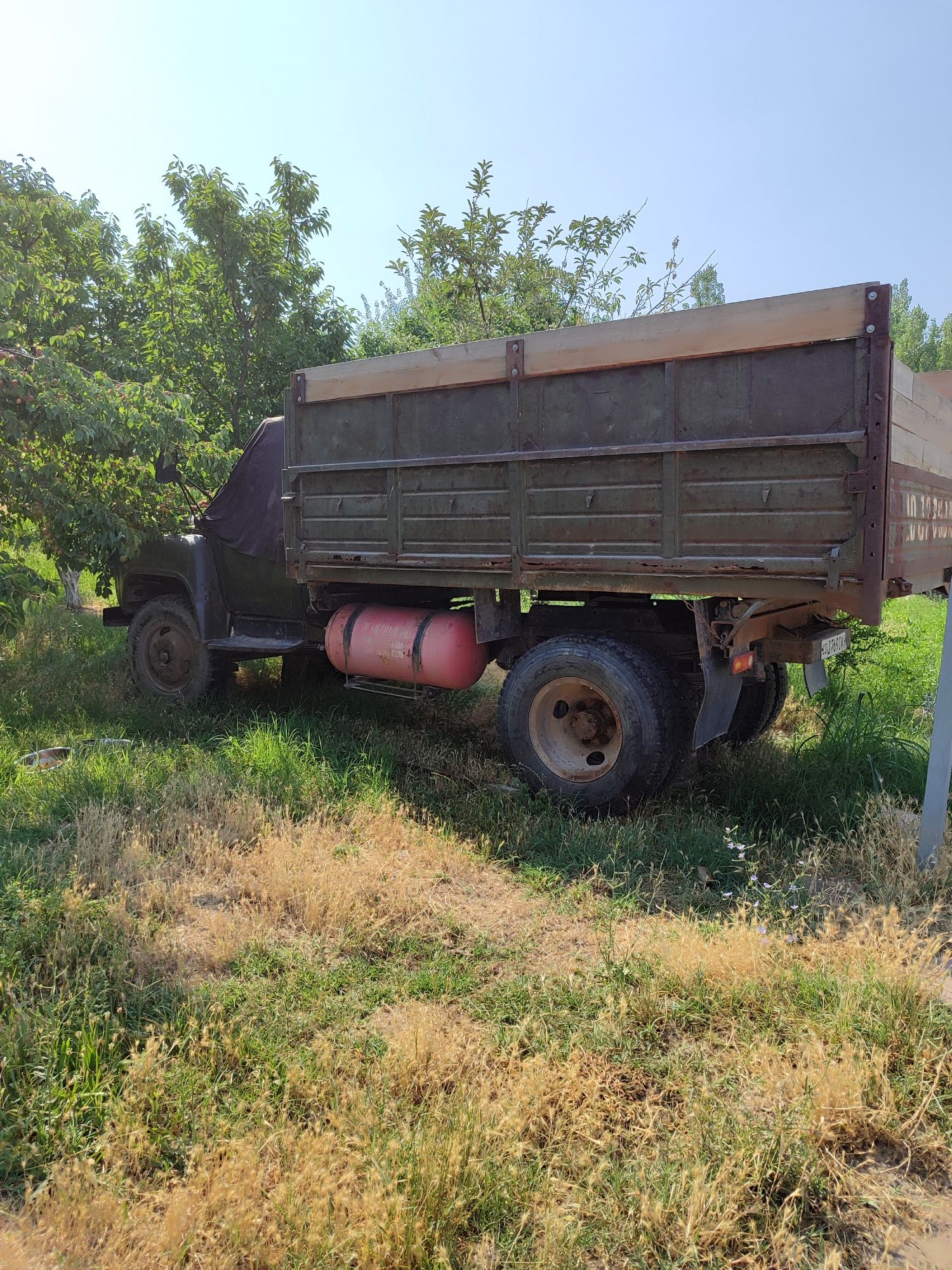 Грузовые автомобили
