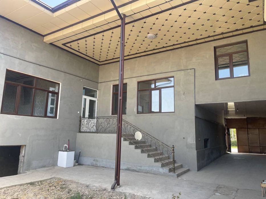 Ховли сотилади (Шакарчилар махалласида)