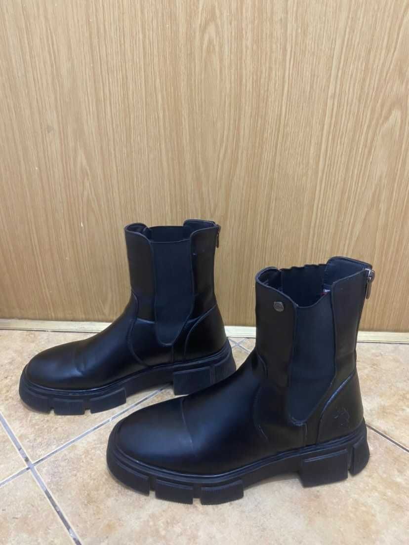 Зимни боти от еко кожа марка Polo Assn