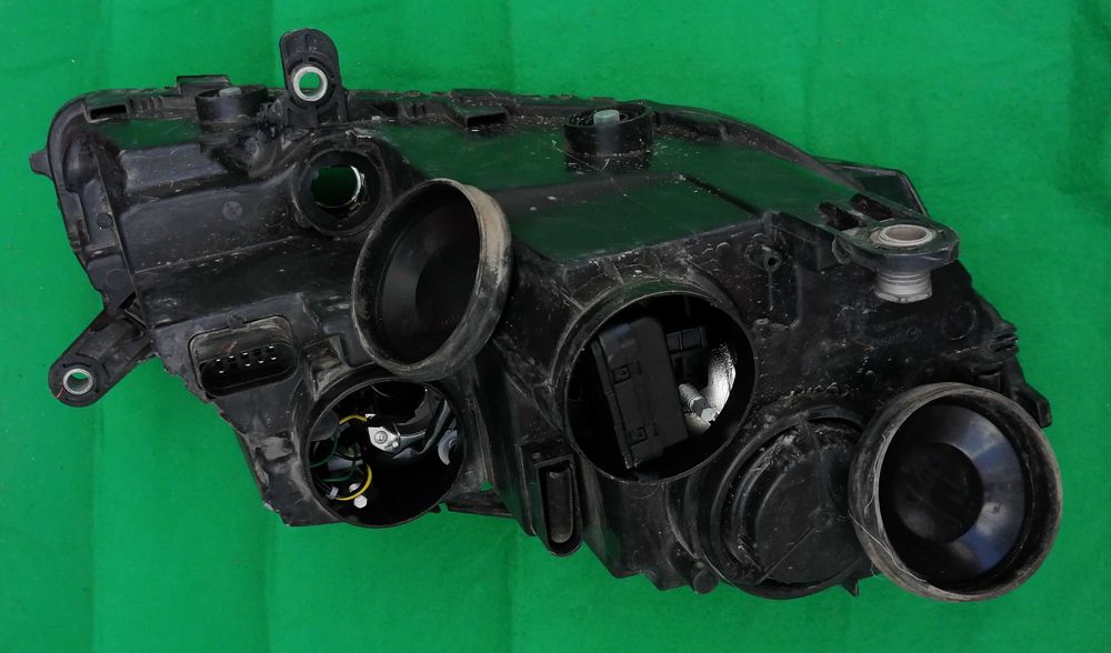 Ляв фар за Volkswagen Passaт B7 .2010-2015 г. #019V