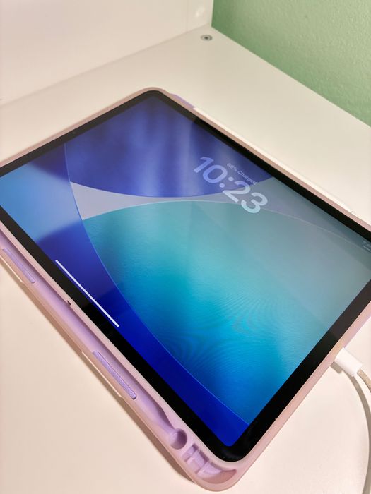 iPad Pro 11” 2018 (1st gen) 64GB Cellular + Apple Pencil