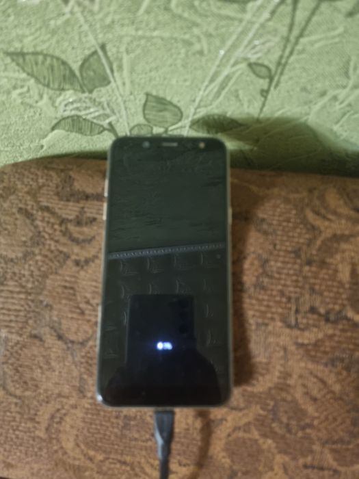 Продам самсунг А6