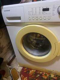 Продаю стиральную машинку автомат