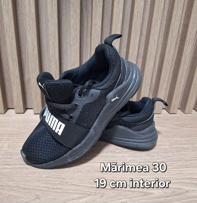 Adidași Puma în stare foarte bună