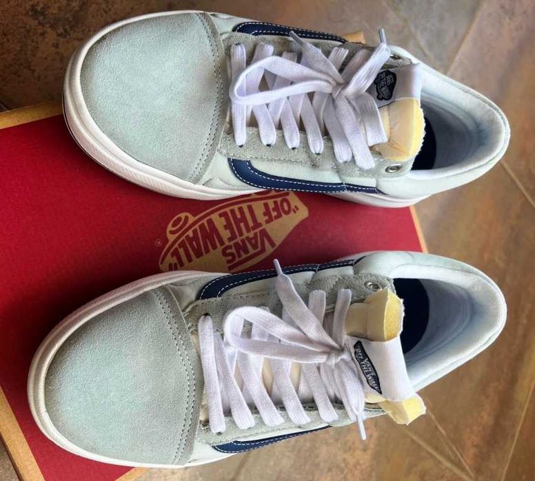 Чисто нови маратонки VANS