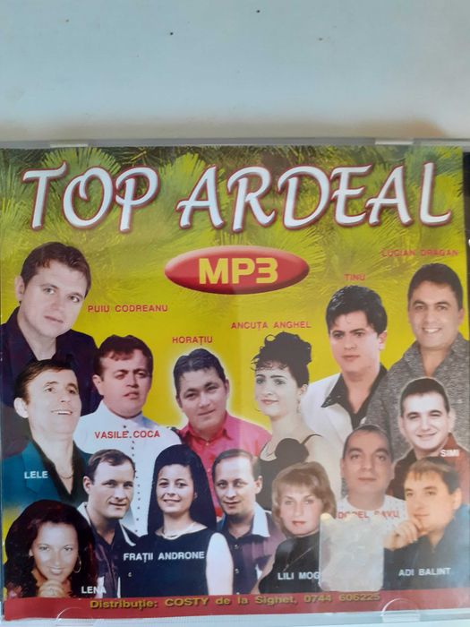 Vand colectie discuri vinil, placi patefon si CD-uri