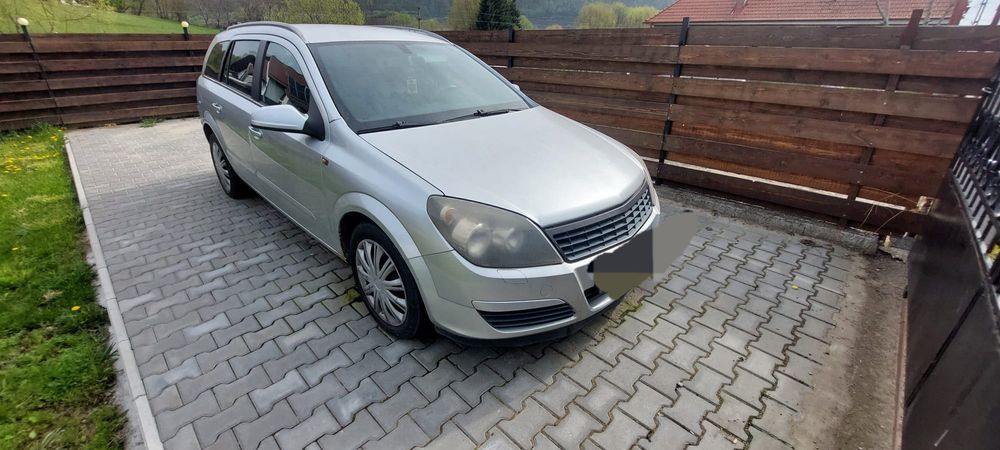 Vând opel astra 2005