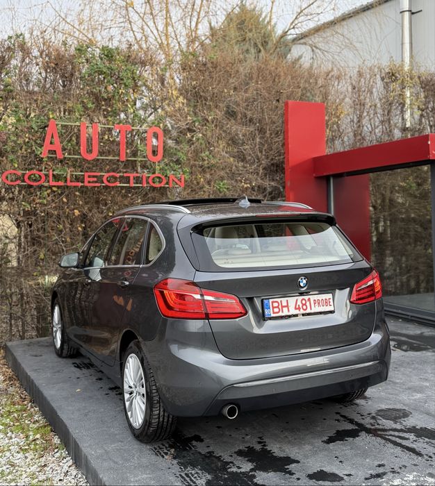 BMW 218i Luxury Line automat - benzina