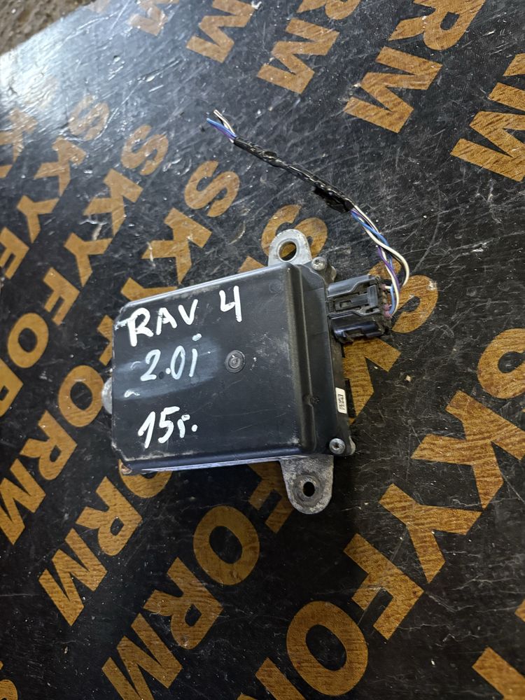 Toyota Rav4 2.0i 2015 година Модул Задна Камера