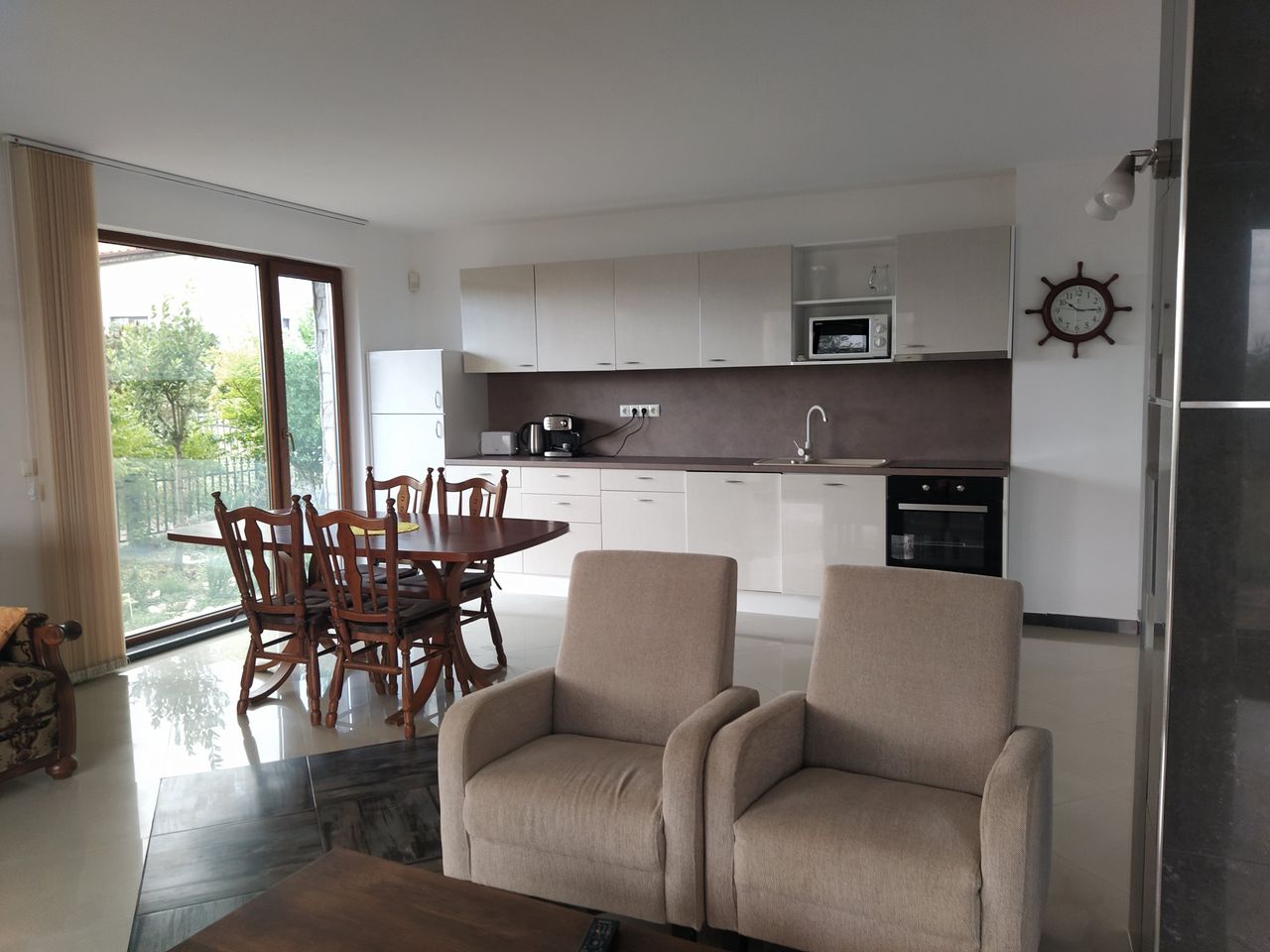 Продава се Къща в Созопол - 429 кв.м за 1000 €/кв.м - Снимка #10