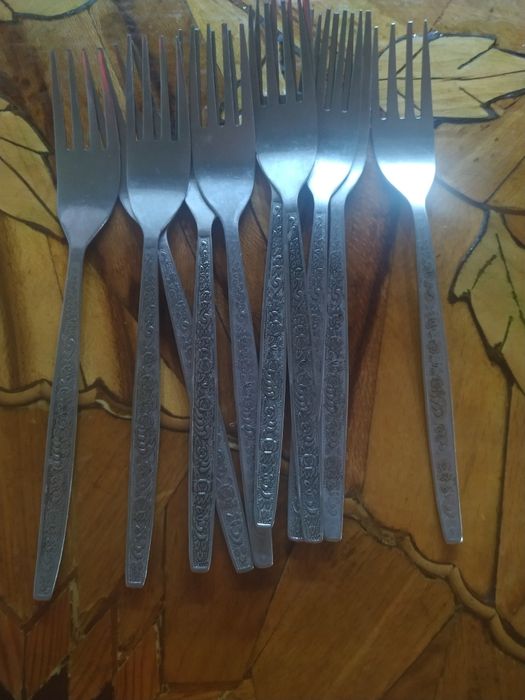 Вилки, нержавеющая сталь, 10 шт и ножи кухонные б/у