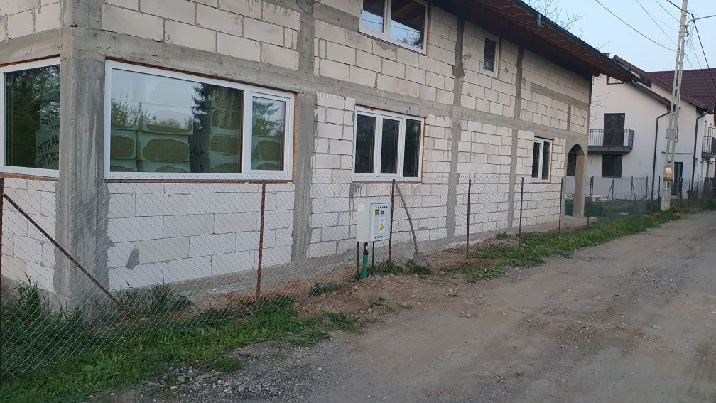 Casa de vanzare în Răzvad - Valea Voievozilor