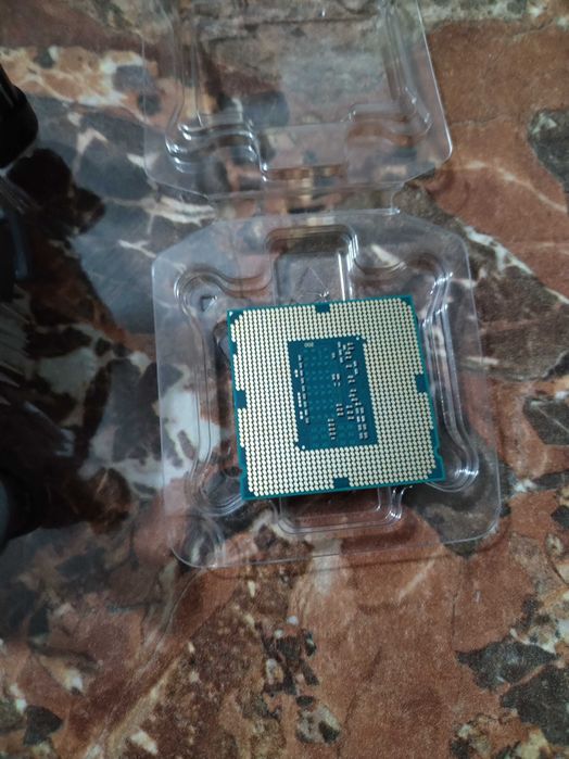 Vând procesor i5