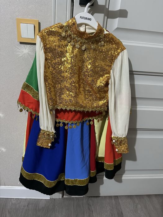 Индиский көйлек жылтыр