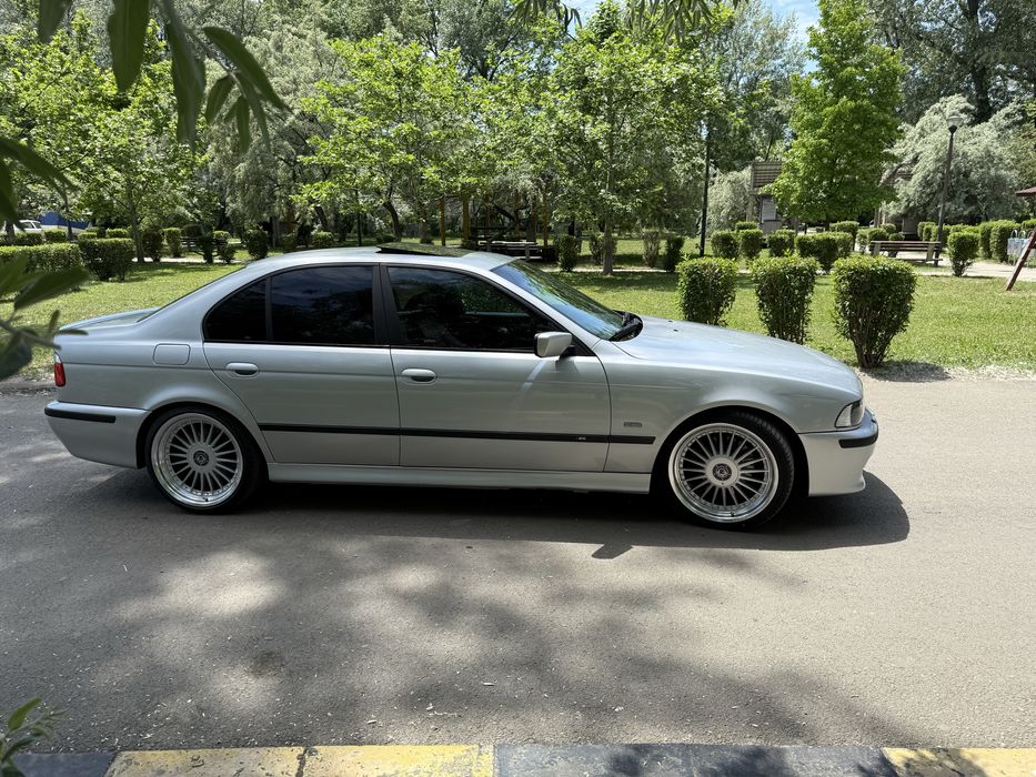 Bmw e39 M-paket 2.5i automat !