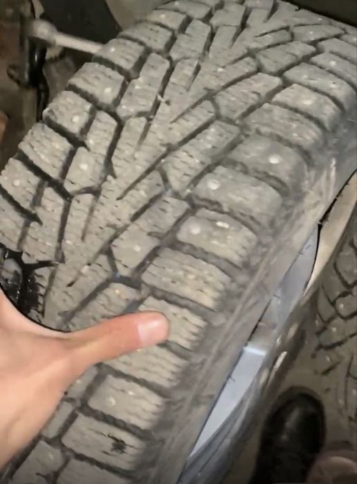 R16 шипованные шины в комплекте