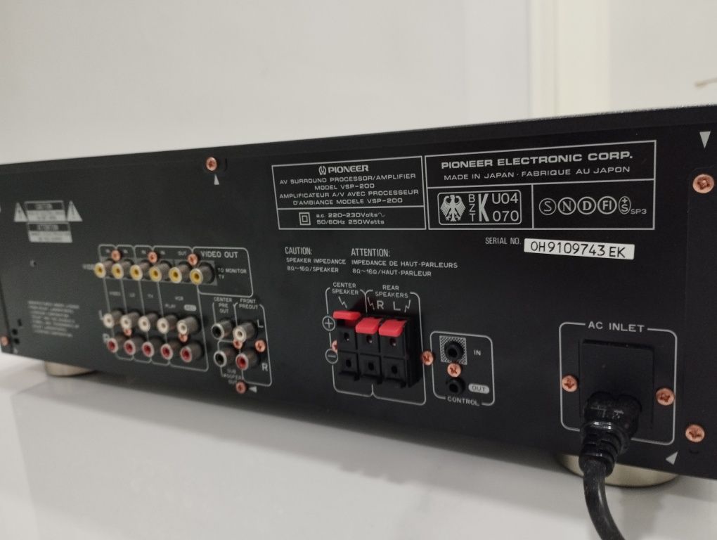 Усилвател Pioneer VSP-200