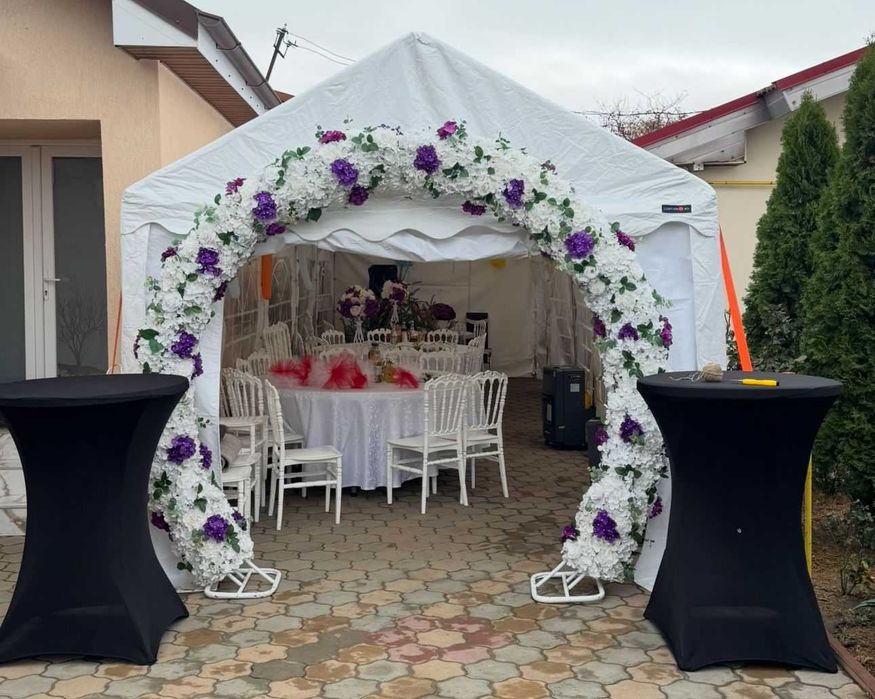 Vand 2 arcade florale plus alte accesorii de nunta