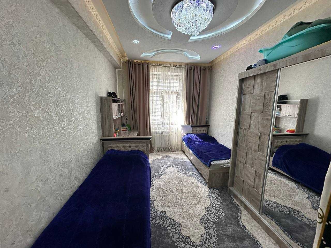 3х комнатная квартира на 5 этаже 95кв/м, в Самарканде
