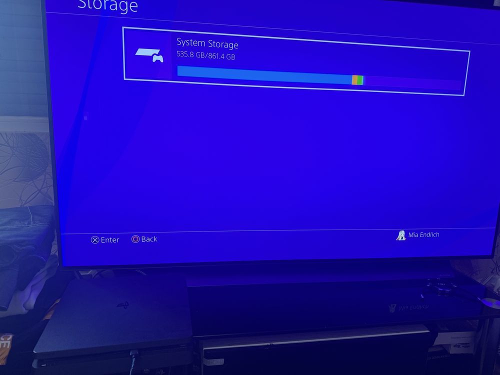 PS4 Slim 1TB с Контролер