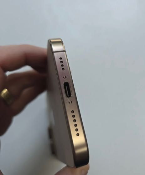 НОВ iPhone 16 Pro Max 512 GB Desert Titanium (има гаранция)