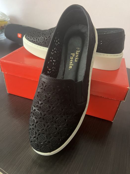 Esparile Flavia Pasini din piele