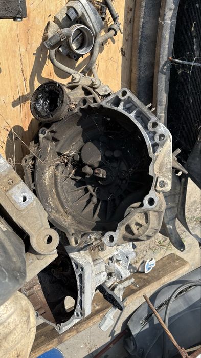 Cutie viteze 1.6 benzina DUU vw golf 4 bora skoda octavia 1 seat leon