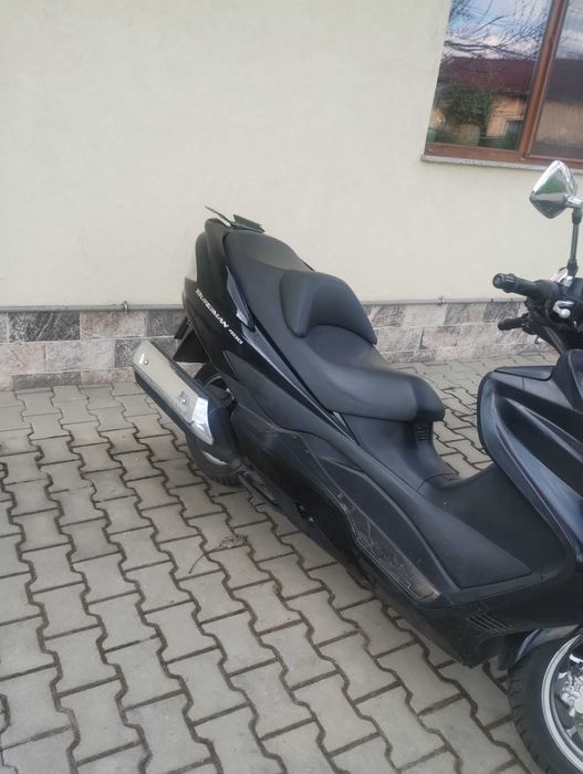 Suzuki Burgman 400 vând/schimb