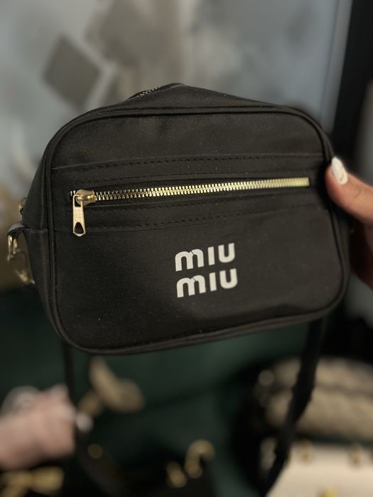 Дамски чанти mui mui, guess