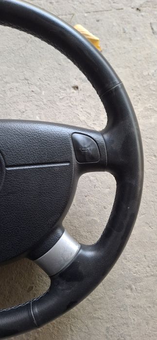 Продам рул от нексия 3 Airbag ест состояние хорошое оригинал