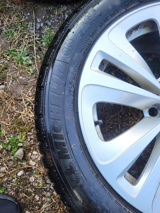 Джанти с гуми 18ки за BMW F07 x drive