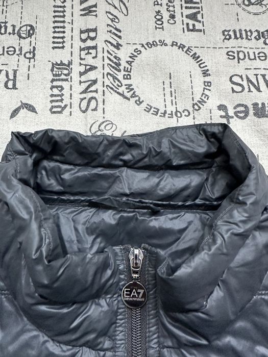 EA7 Emporio Armani Light Down гъши пух original яке.L