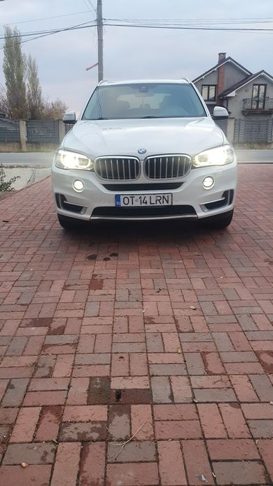 BMW X5 2.0 xdrive,  218 cp