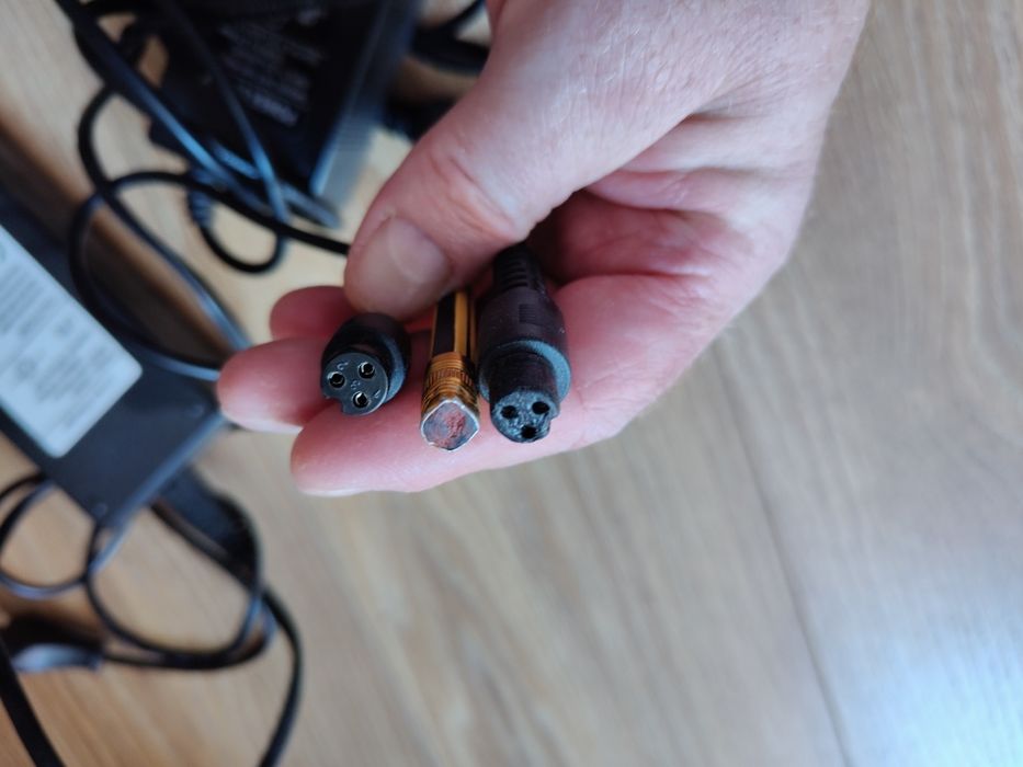 Încărcătoare trotineta 42V