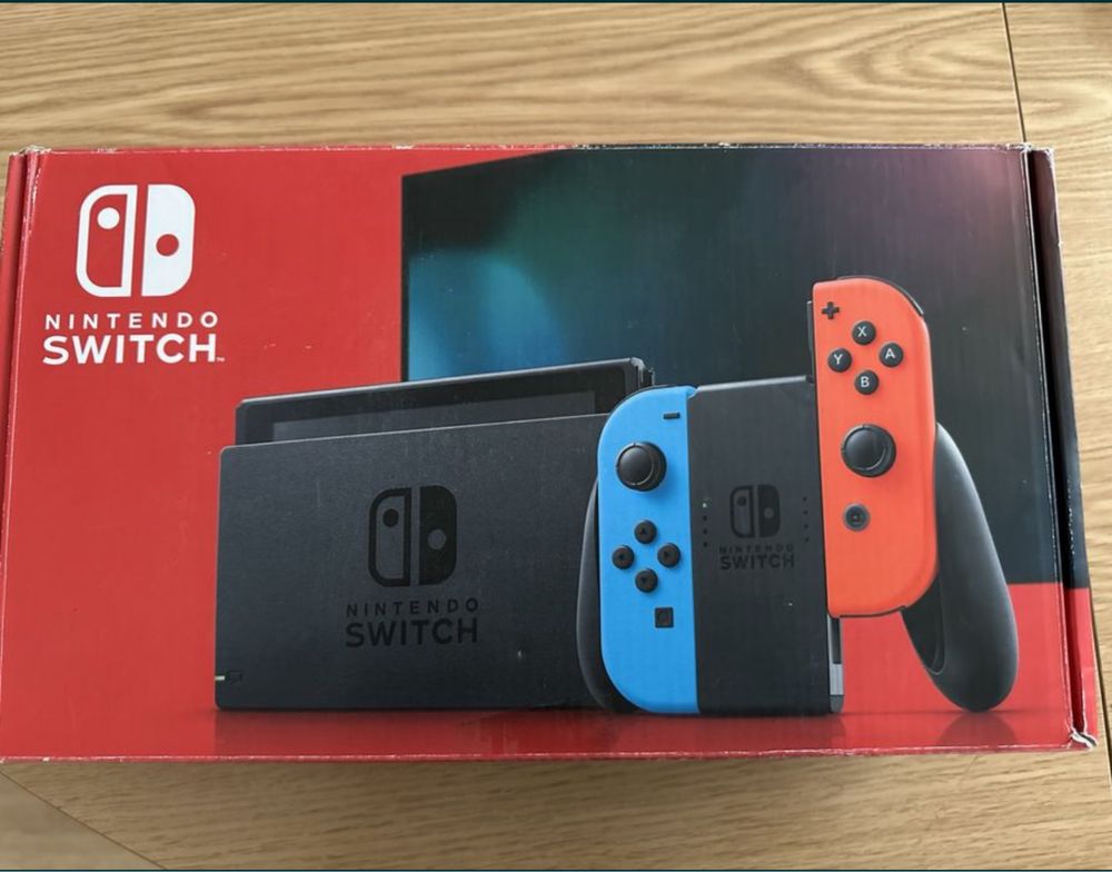 Nintendo    Switch