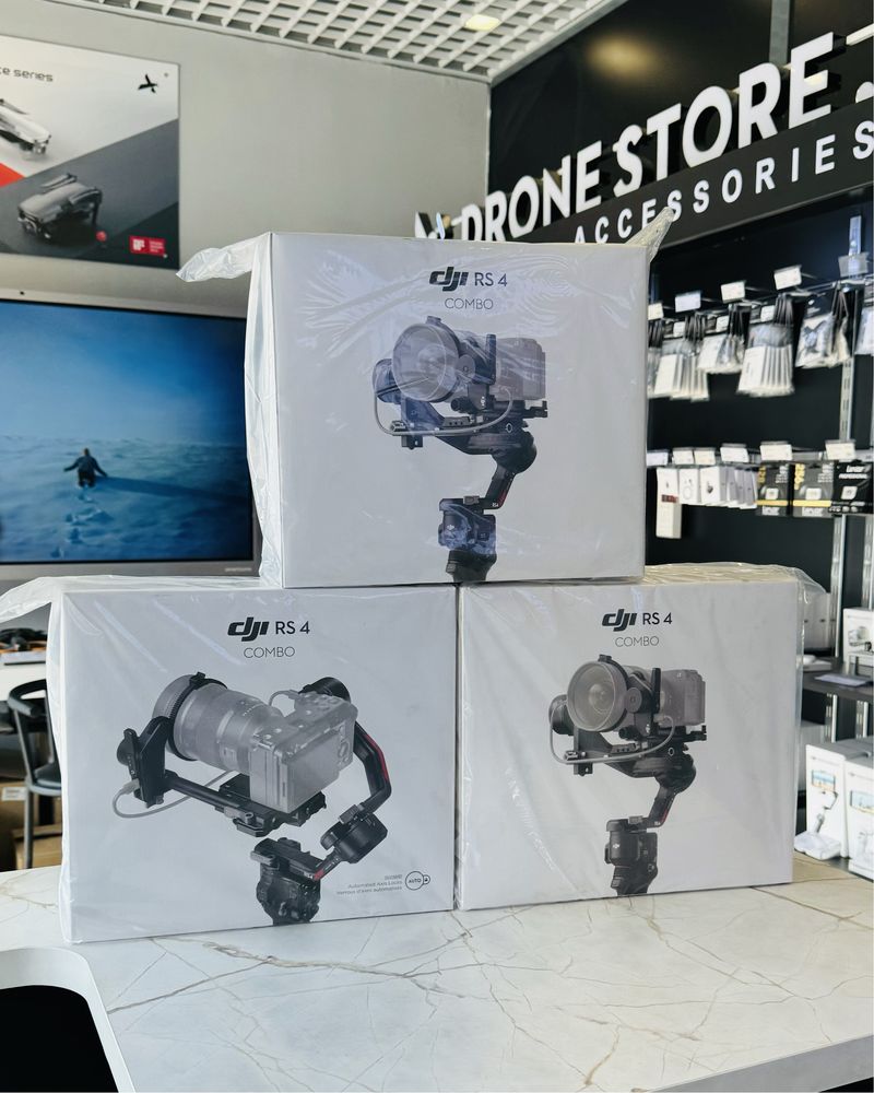 Стабилизатор DJI RS 4 Combo