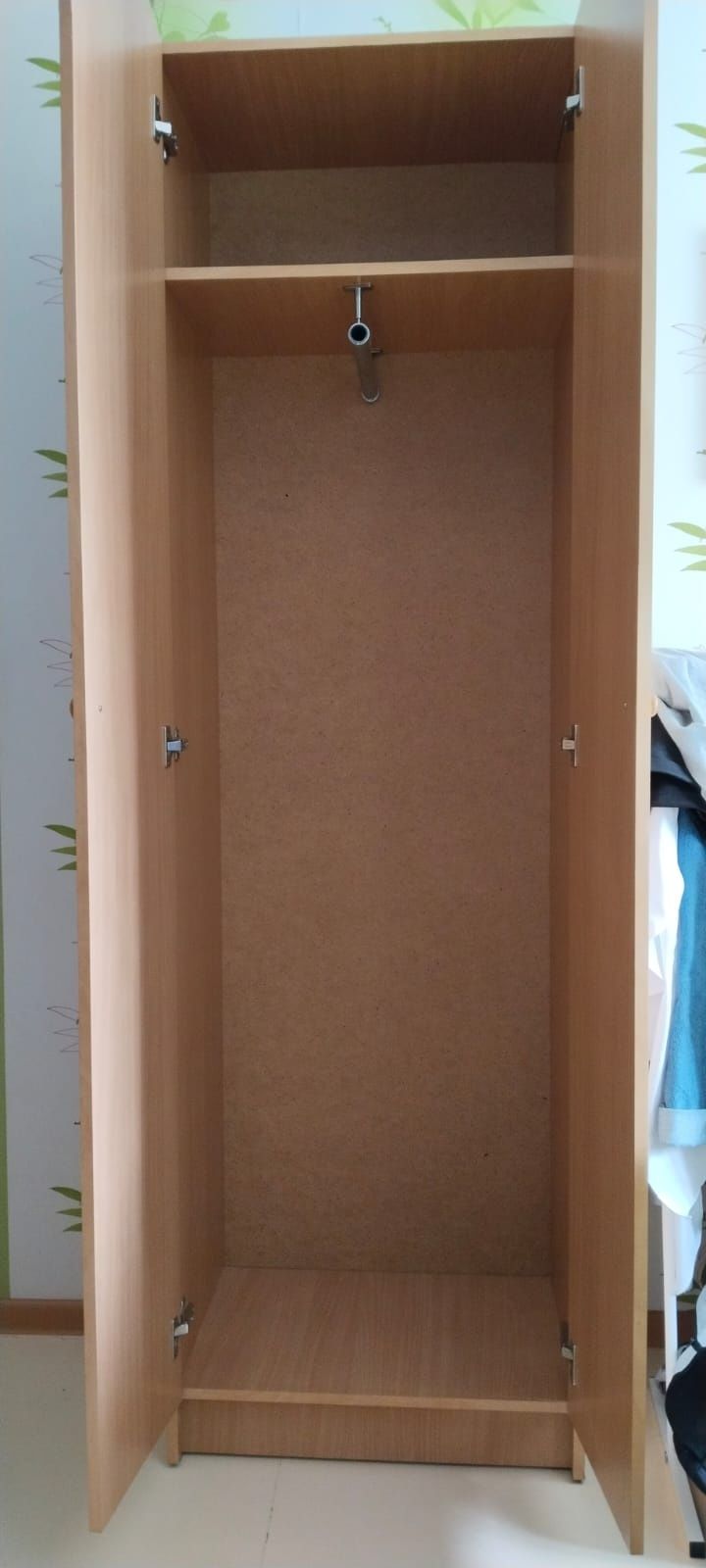 Продам  прихожую б/у