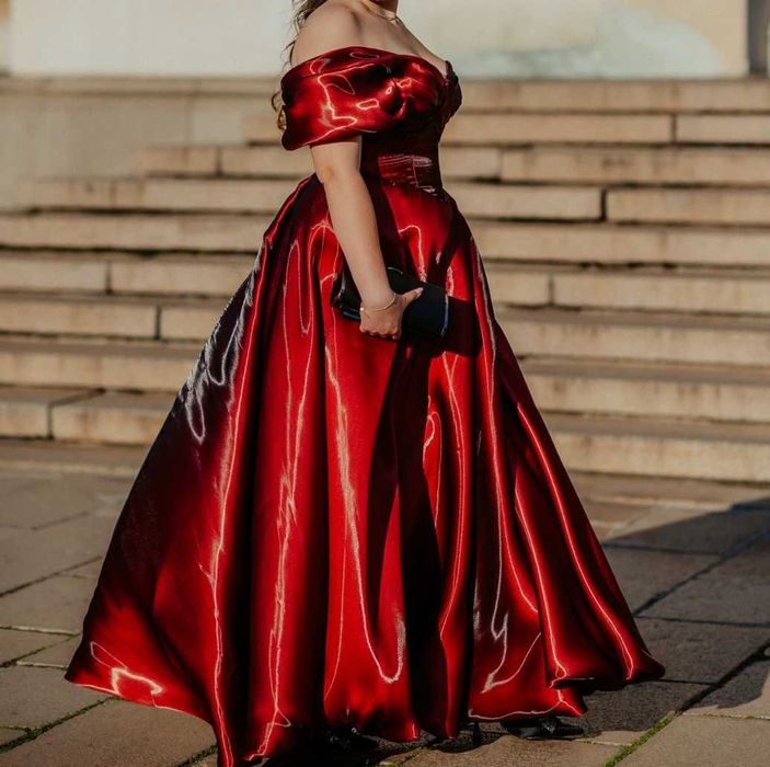 Бална рокля от течна органза